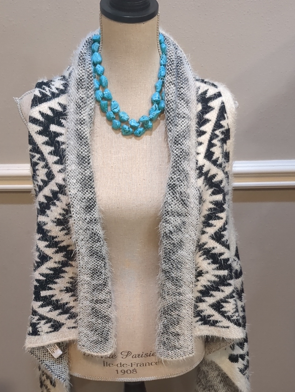 Open-Front Aztec Knit Sweater Vest - Cream and Black